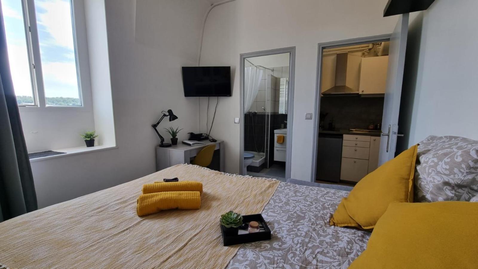 Studio Cosy - Manoir Securise - Avon Bagian luar foto